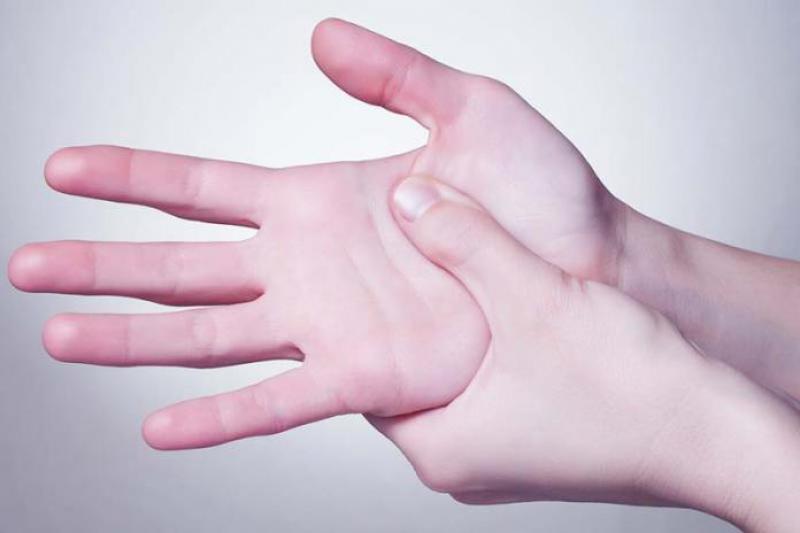 Sinir Sıkışması Ameliyatı Riskleri ve Sonrası